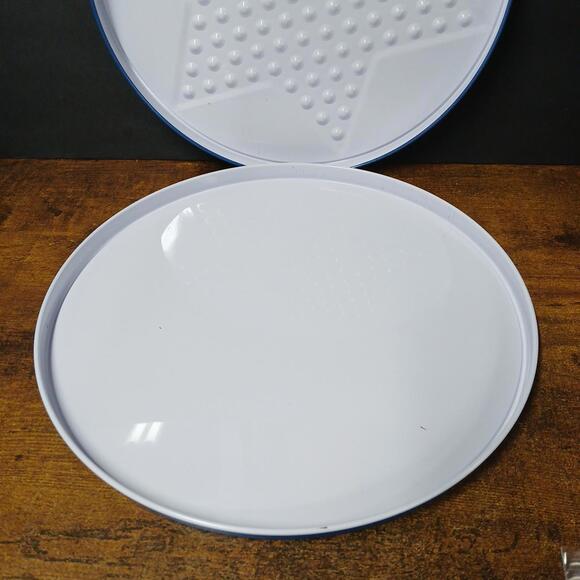 Vintage Chinese Checkers, Checkers, Chess Travel Game Board Tin w/ Game Pieces - Picture 7 of 9